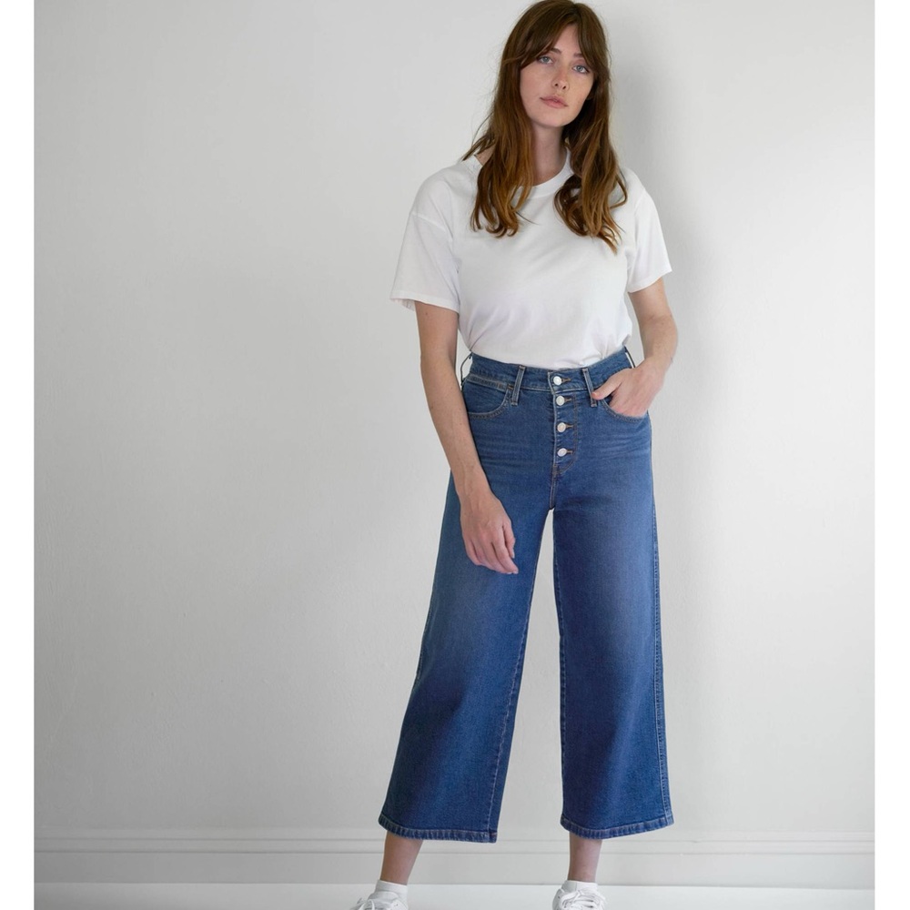 Levi's Mile High Cropped Wide Leg Jeans